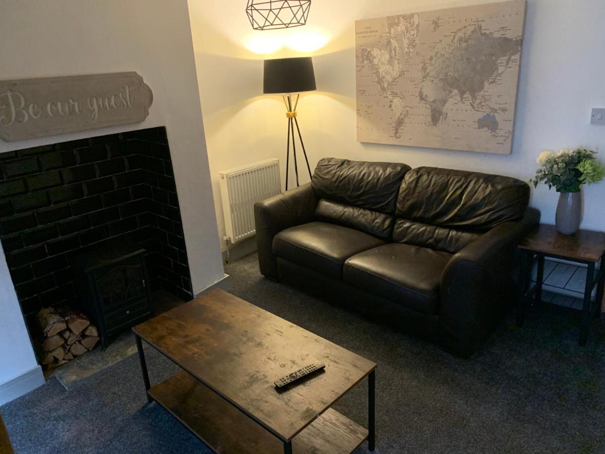 Cosy Cottage In Redcar - Workstays Uk Wilton  Екстер'єр фото